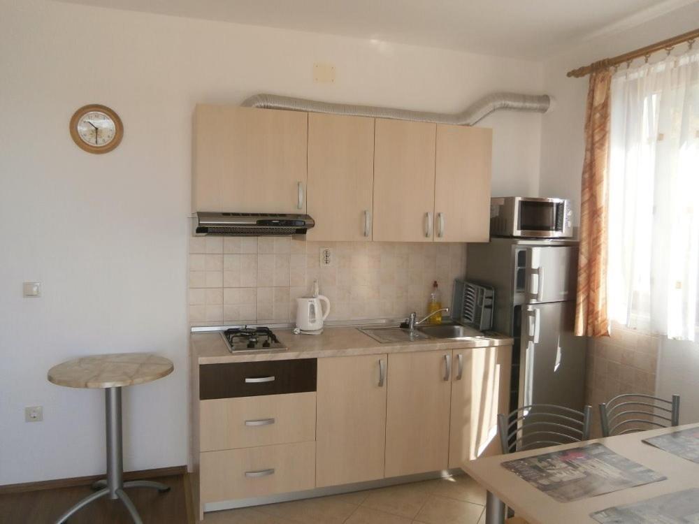Apartments With A Parking Space Igrane, Makarska - 13535 Exterior foto