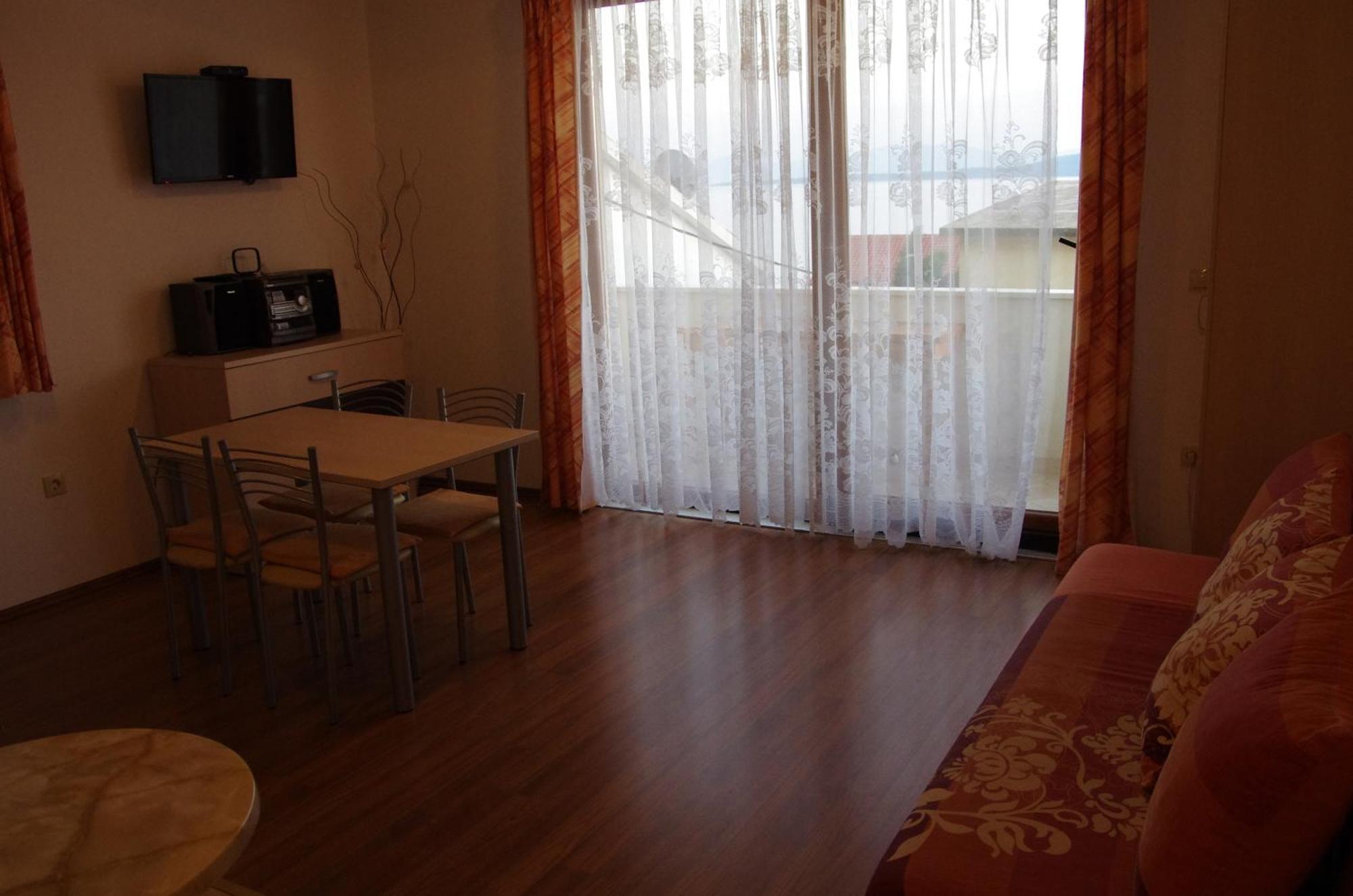 Apartments With A Parking Space Igrane, Makarska - 13535 Quarto foto